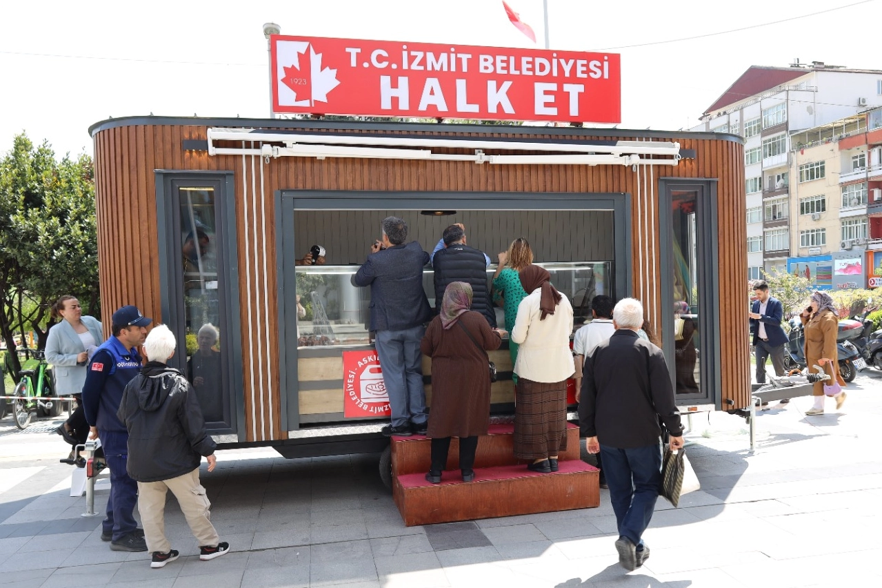 Halk Et Mobil Belediye Meydanı’nda!