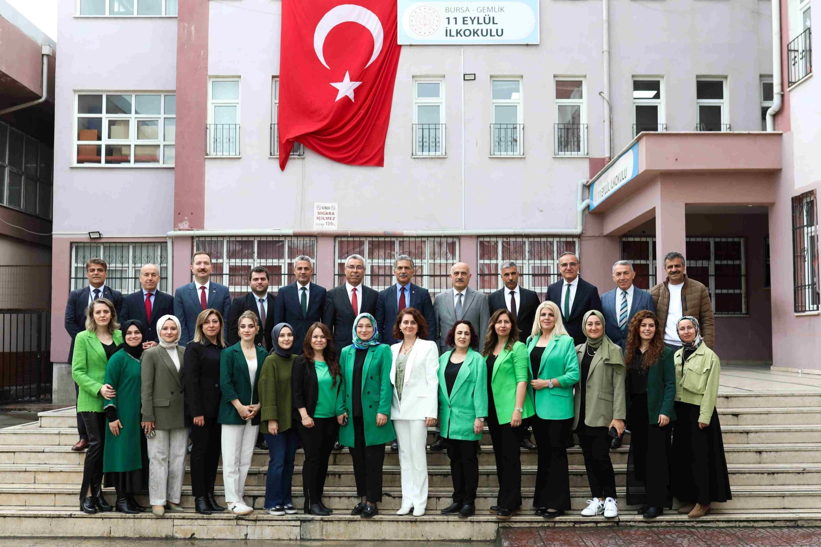 Bursa Gemlik 11 Eylül İlkokulu'nda sağlıklı yaşam rüzgârı