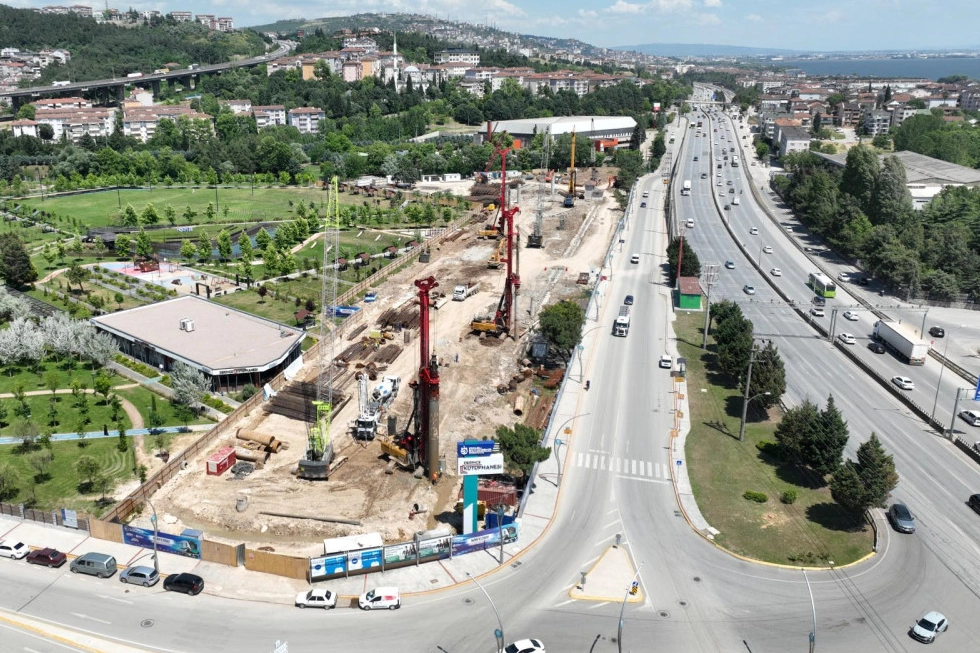 Kocaeli'de 'Körfezray Metro' projesi hız kesmiyor
