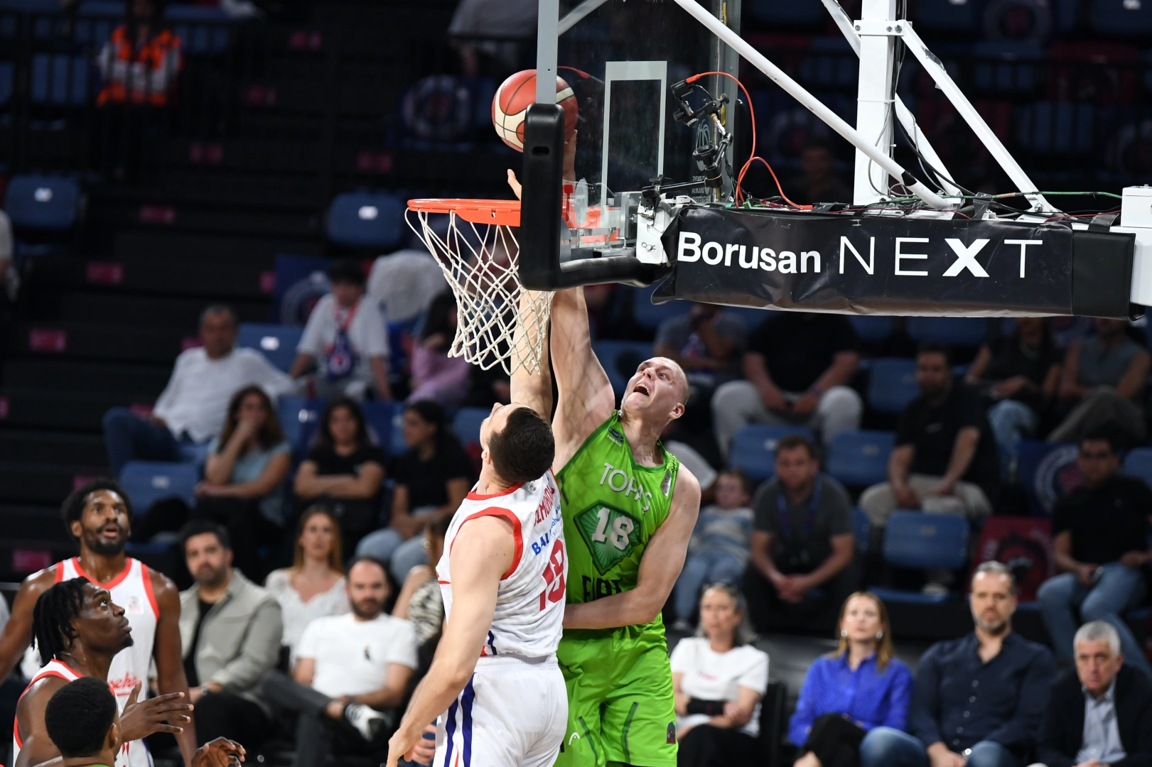 TOFAŞ potada seriyi eşitledi... Son maç 2 Haziran'da Bursa'da