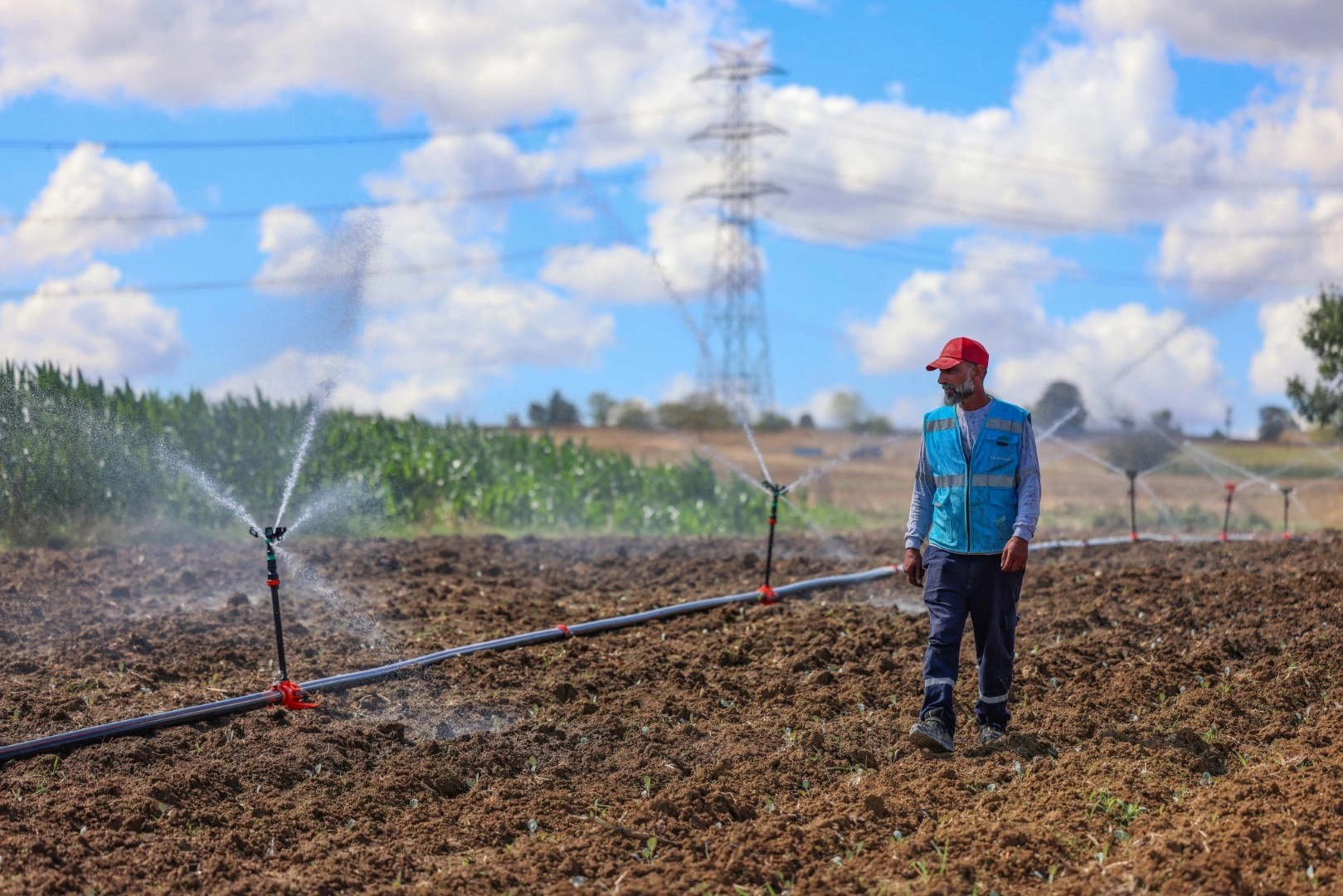 Kocaeli Toramanlar’da sulama suyu toprakla buluştu