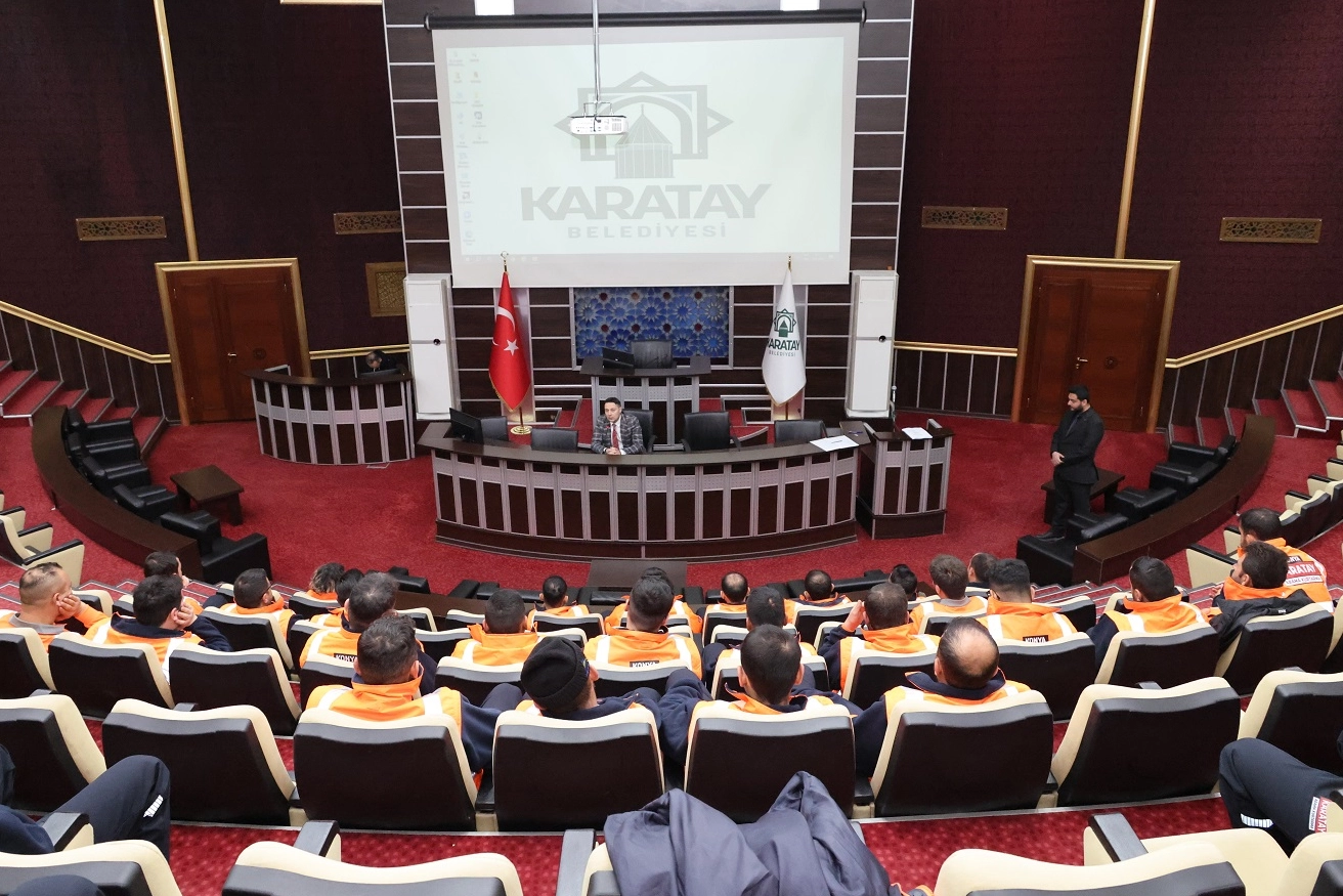 Konya Karatay'da personel eğitimleri sürüyor