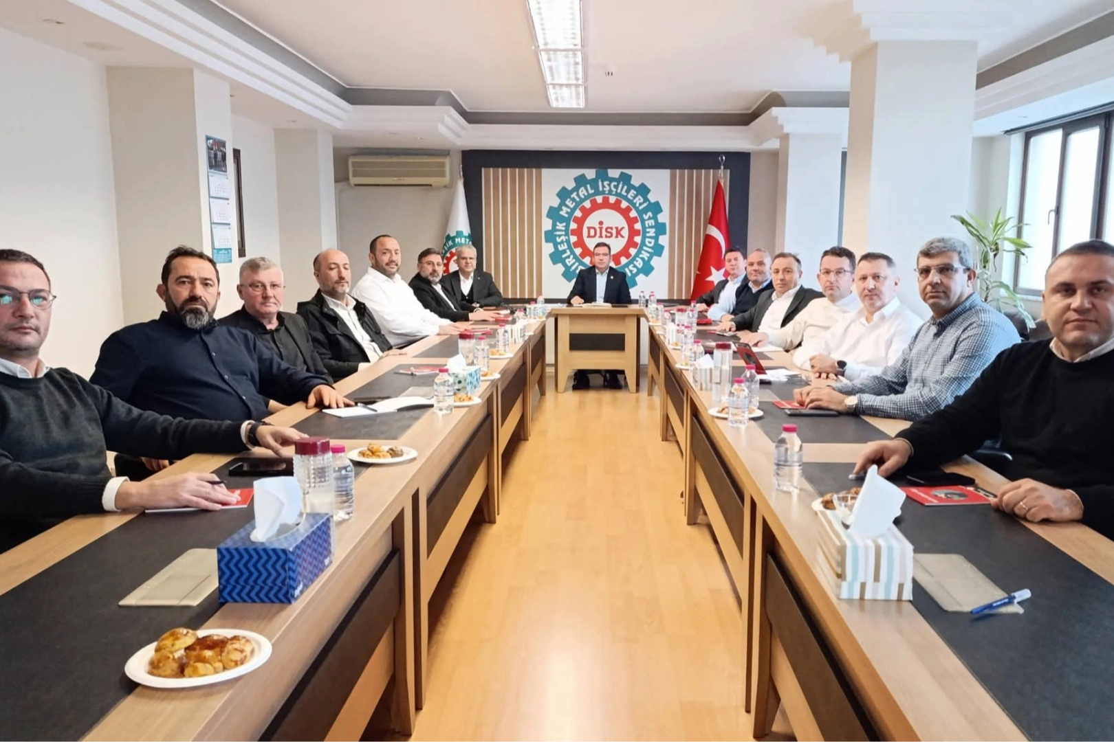 DİSK'ten MESS'e karşı eylem takvimi belli oldu