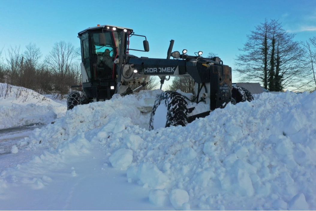 Ordu Büyükşehir kar esaretine izin vermiyor